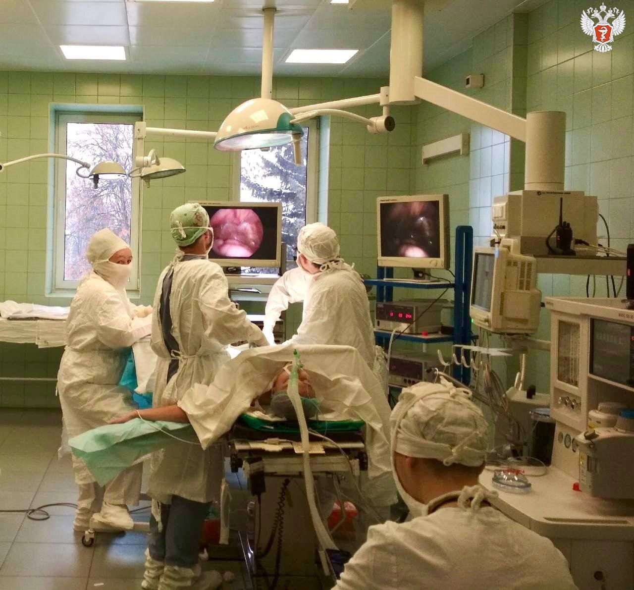 Удмуртские урологи провели лапароскопическую операцию для спасения почки 12-летнего пациента