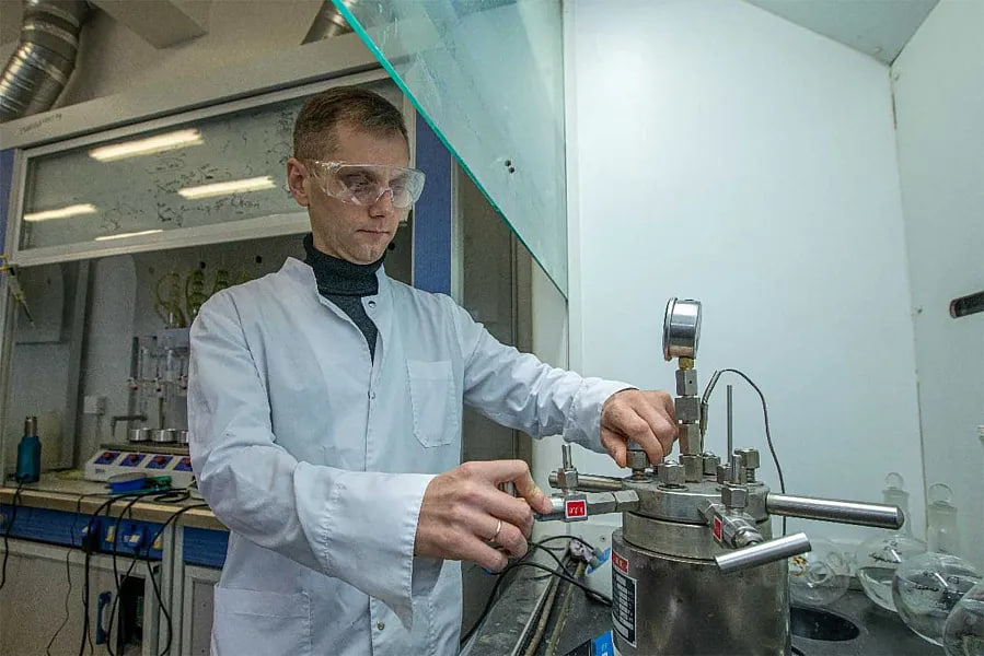 Российские ученые извлекли из бурой водоросли биоактивный сахар