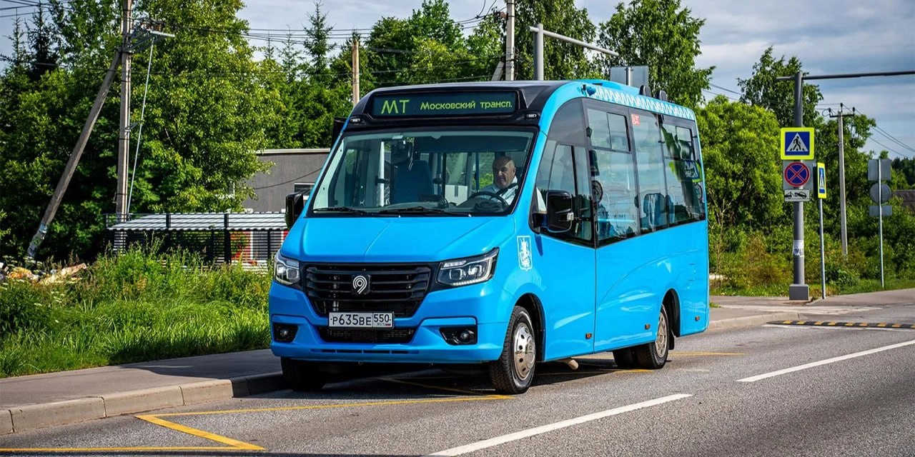 Более 40 новых автобусов вышли на маршруты в ТиНАО в Москве