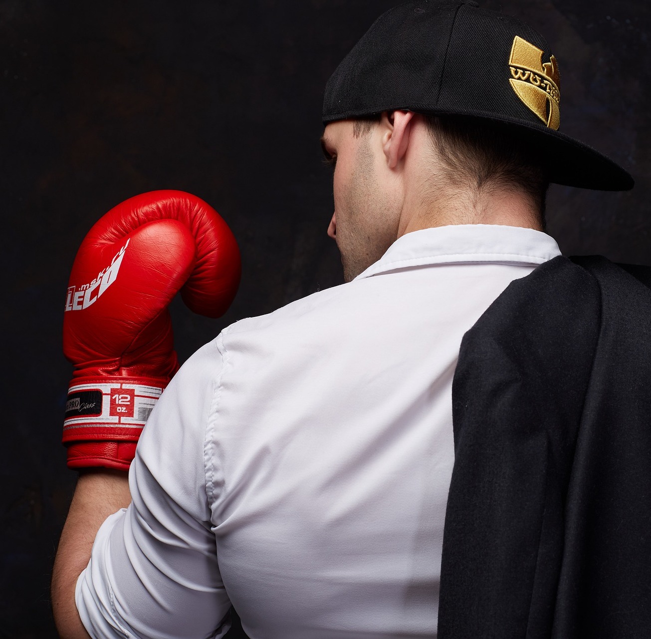 Студия «Кириллица» приступила к локализации спортивного контента для UFC Russia