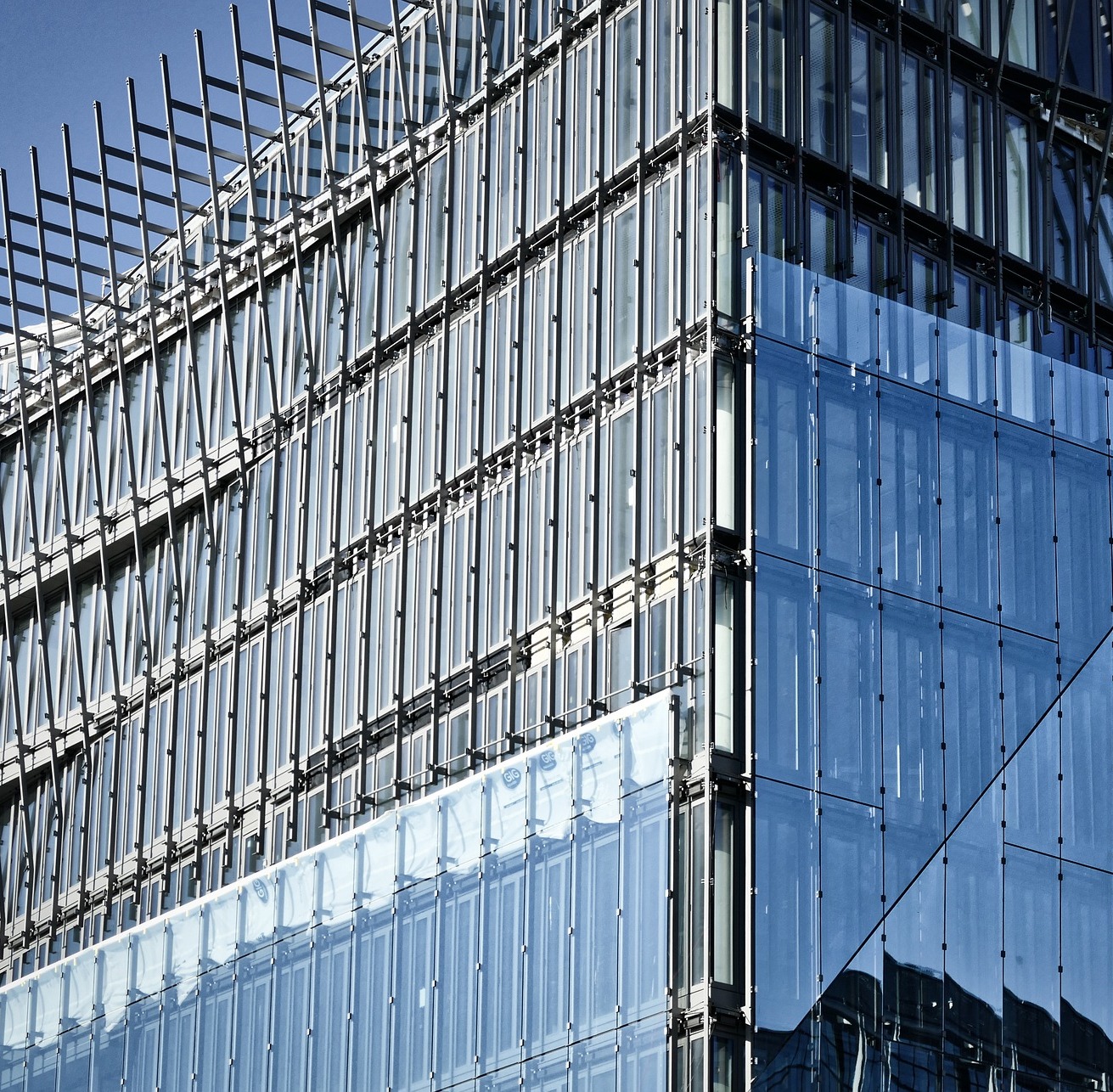 Компания «Жаворонок XXI ВЕК» представила модернизированное устройство «Надежный контроль 80» во время пандемии