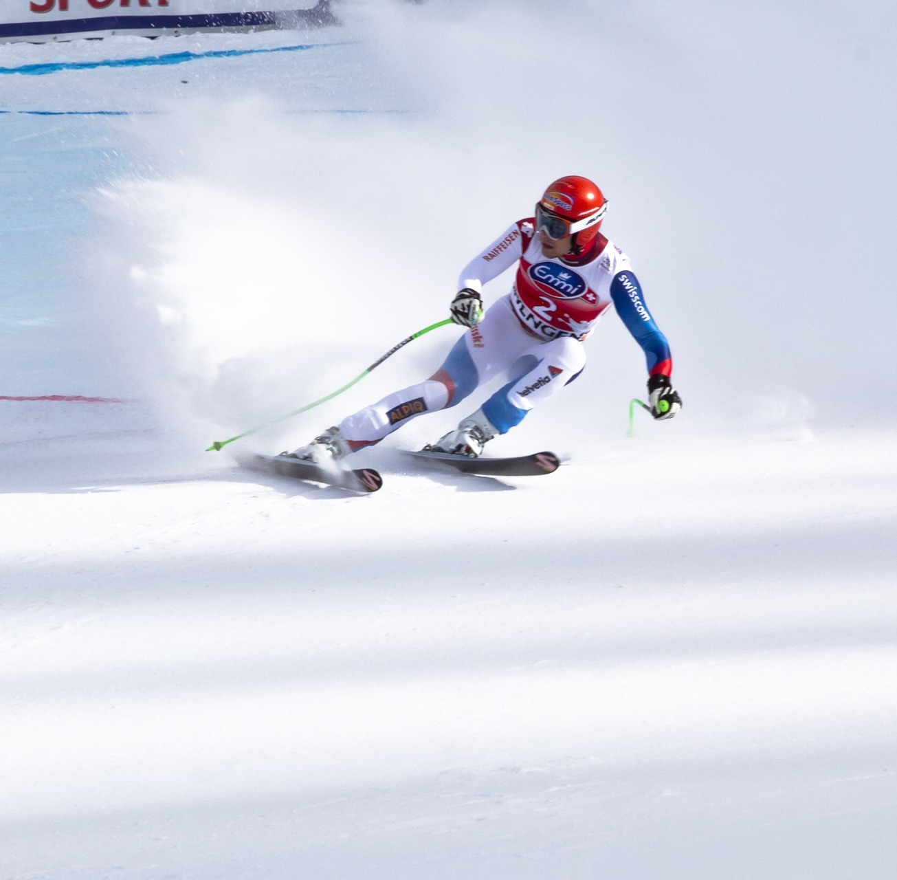 Производитель снаряжения и одежды для активного туризма «БАСК» выпустил комбинезоны и маски для защиты от COVID-19