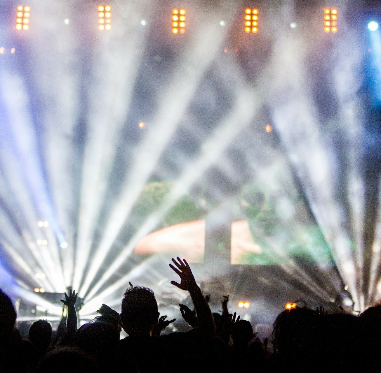 «Деловые партнеры» разработали уникальную систему для наблюдения за безопасностью на массовых мероприятиях в реальном времени