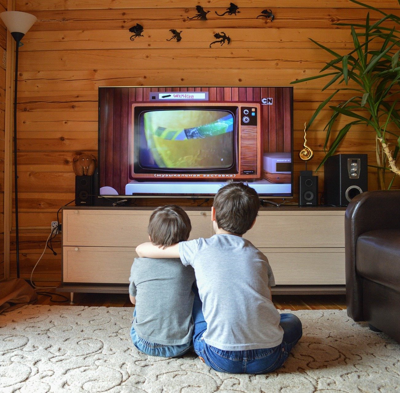 Мультфильмы «Ми-ми-мишки» и «Лео и Тиг» студии «Паровоз» покажут в странах Ближнего Востока